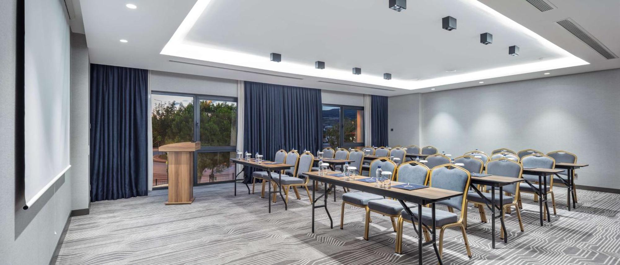 Doubletree By Hilton Çanakkale Exterior photo
