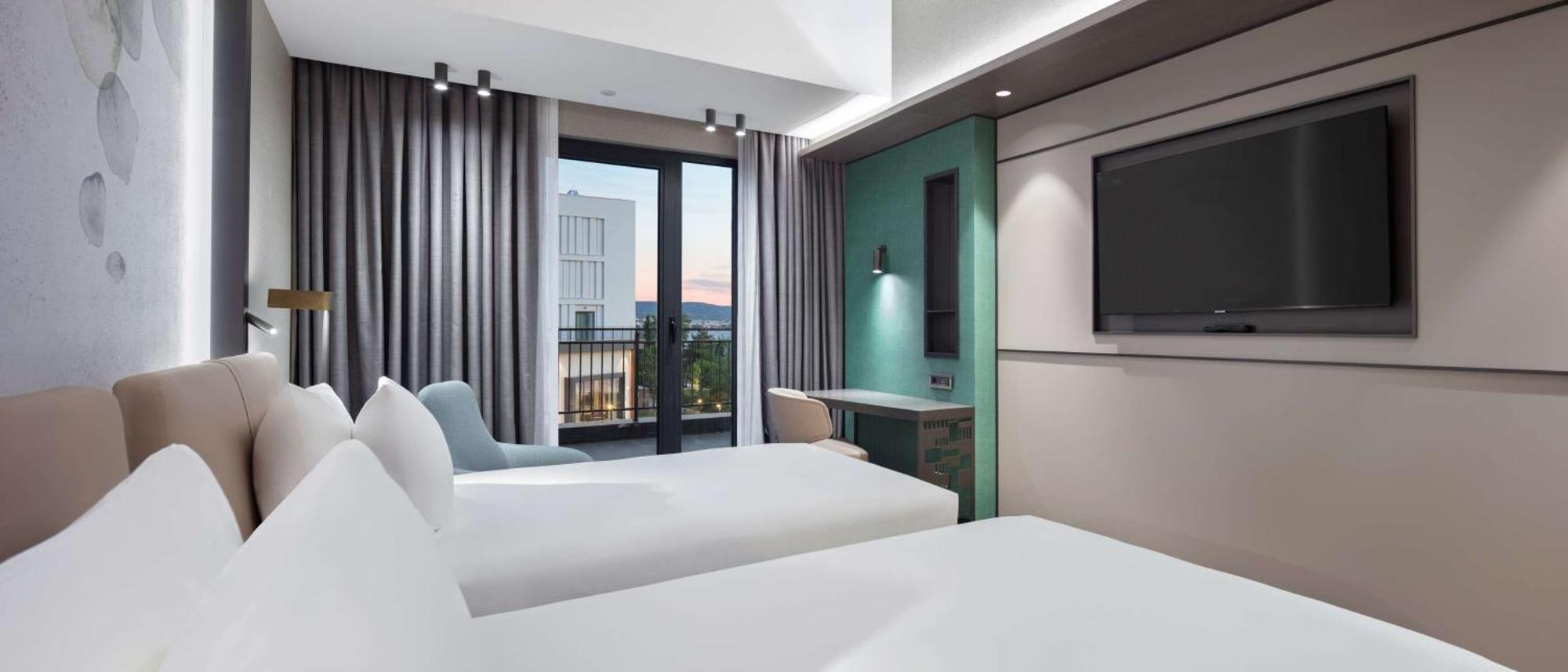 Doubletree By Hilton Çanakkale Exterior photo